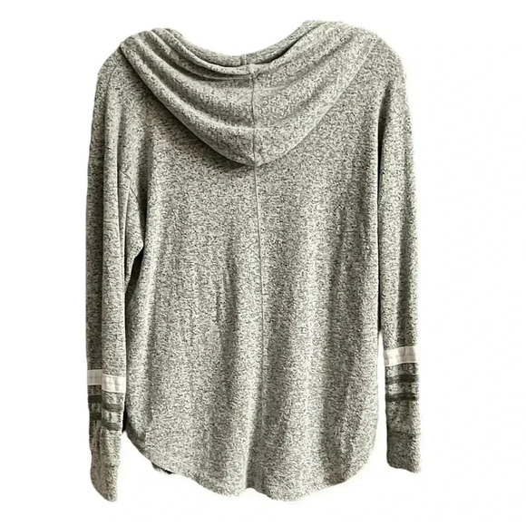 Mix sweater with hoodie size small - Picture 2 of 4